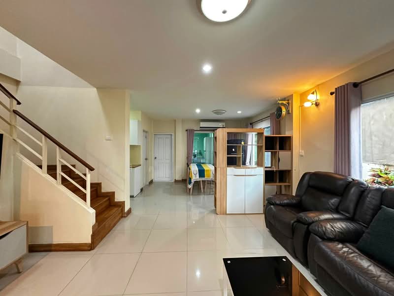 ให้เช่าบ้านแฝด ม.บุษบา สวนเสือ ศรีราชา, Chon Buri (Pattaya), Surasak, Si Racha, Chon Buri (Pattaya), 3 Bedrooms, 100 sqm, Semi-Detached House (Twin House) For Rent, by Dusit Saengfa, 500475002 - DDproperty.com