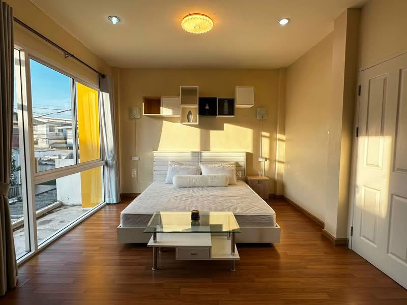 ให้เช่าบ้านแฝด ม.บุษบา สวนเสือ ศรีราชา, Chon Buri (Pattaya), Surasak, Si Racha, Chon Buri (Pattaya), 3 Bedrooms, 100 sqm, Semi-Detached House (Twin House) For Rent, by Dusit Saengfa, 500475002 - DDproperty.com