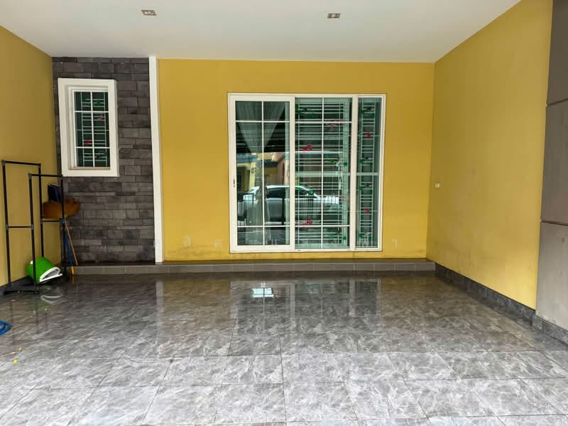 ให้เช่าทาวน์โฮม 4 ห้องนอน ม.โกลเด้นท์ทาวน์ เก้ากิโล ศรีราชา, Chon Buri (Pattaya), Surasak, Si Racha, Chon Buri (Pattaya), 4 Bedrooms, 75 sqm, Townhouse For Rent, by Dusit Saengfa, 500475018 - DDproperty.com