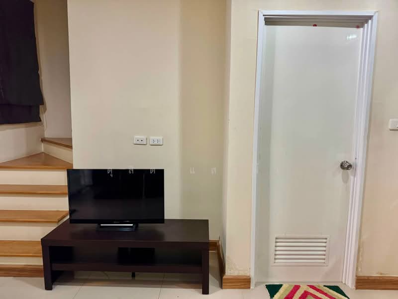 ให้เช่าทาวน์โฮม 4 ห้องนอน ม.โกลเด้นท์ทาวน์ เก้ากิโล ศรีราชา, Chon Buri (Pattaya), Surasak, Si Racha, Chon Buri (Pattaya), 4 Bedrooms, 75 sqm, Townhouse For Rent, by Dusit Saengfa, 500475018 - DDproperty.com
