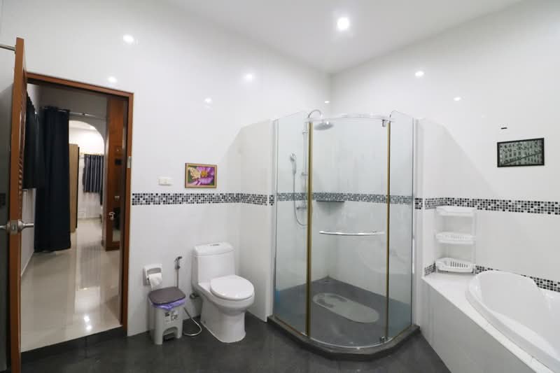 Spacious 3Brm, 2 Bth Home Retreat For Sale, Udon Thani, Thailand, Udon Thani, Ban Chun, Muang Udon Thani, Udon Thani, 3 Bedrooms, 308 sqm, Single Detached House For Sale, by วีรภัทรา ดาร์เปอร์, 500475021 - DDproperty.com
