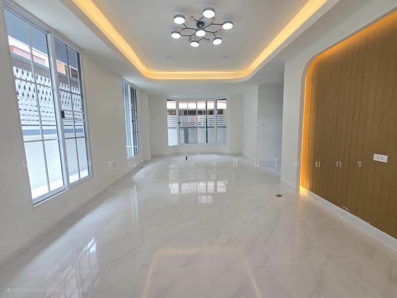 Garden Villa Rangsit - Klong 3, Pathum Thani, Soi Village Garden Villa 1, Lat Sawai, Lam Luk Ka, Pathum Thani, 3 Bedrooms, 200 sqm, Single Detached House For Sale, by นภัสศรณ์ วงศ์สินไทยกร (นันท์), 500475026 - DDproperty.com