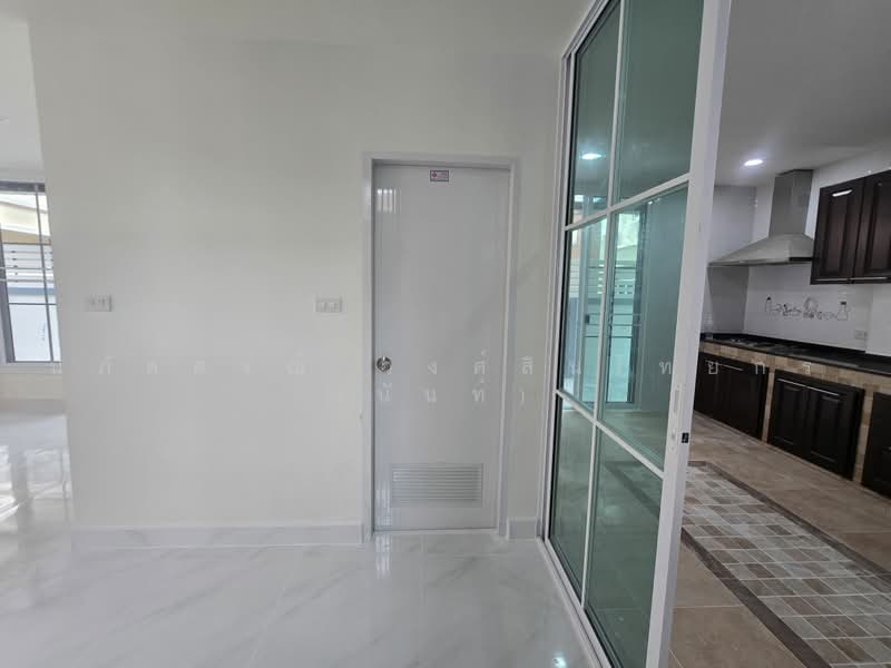 Garden Villa Rangsit - Klong 3, Pathum Thani, Soi Village Garden Villa 1, Lat Sawai, Lam Luk Ka, Pathum Thani, 3 Bedrooms, 200 sqm, Single Detached House For Sale, by นภัสศรณ์ วงศ์สินไทยกร (นันท์), 500475026 - DDproperty.com