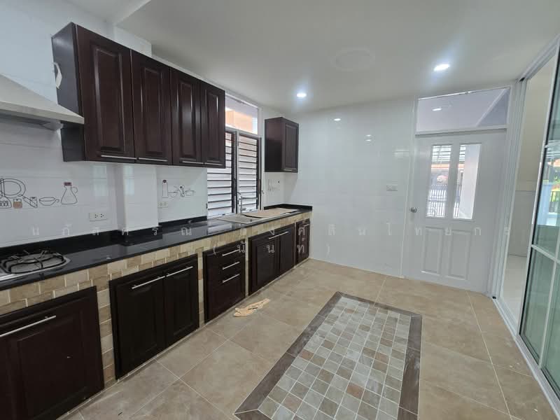Garden Villa Rangsit - Klong 3, Pathum Thani, Soi Village Garden Villa 1, Lat Sawai, Lam Luk Ka, Pathum Thani, 3 Bedrooms, 200 sqm, Single Detached House For Sale, by นภัสศรณ์ วงศ์สินไทยกร (นันท์), 500475026 - DDproperty.com