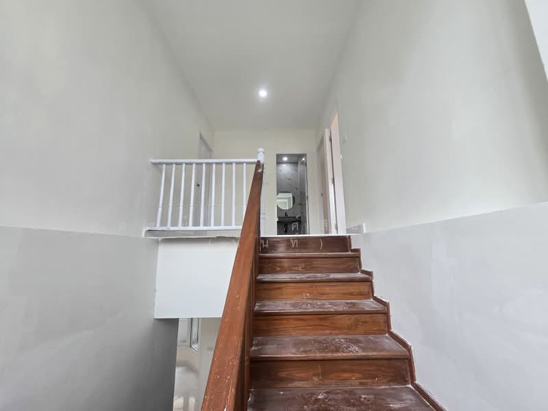 Garden Villa Rangsit - Klong 3 : การ์เด้น วิลล่า รังสิต - คลอง 3, ปทุมธานี, ซอย หมู่บ้านการ์เด้นวิลล่า 1, ลาดสวาย, ลำลูกกา, ปทุมธานี, 200 ตร.ม., บ้านเดี่ยว ขาย, โดย นภัสศรณ์ วงศ์สินไทยกร (นันท์), 500475026 - DDproperty.com