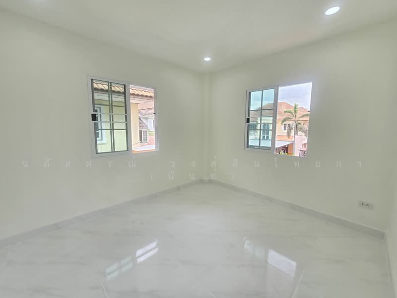 Garden Villa Rangsit - Klong 3, Pathum Thani, Soi Village Garden Villa 1, Lat Sawai, Lam Luk Ka, Pathum Thani, 3 Bedrooms, 200 sqm, Single Detached House For Sale, by นภัสศรณ์ วงศ์สินไทยกร (นันท์), 500475026 - DDproperty.com