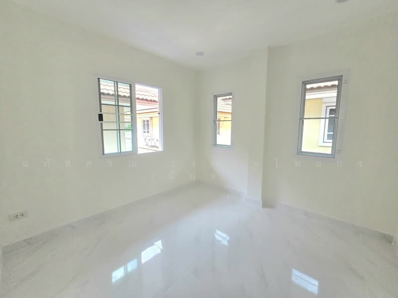 Garden Villa Rangsit - Klong 3, Pathum Thani, Soi Village Garden Villa 1, Lat Sawai, Lam Luk Ka, Pathum Thani, 3 Bedrooms, 200 sqm, Single Detached House For Sale, by นภัสศรณ์ วงศ์สินไทยกร (นันท์), 500475026 - DDproperty.com