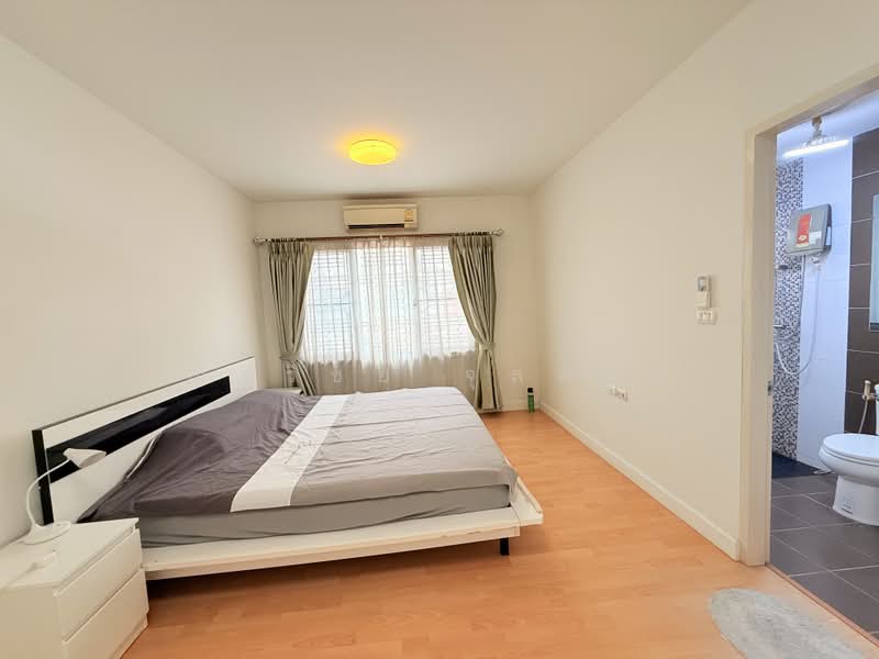 Townplus On Nut, Bangkok, On Nut - Ladkrabang Road, Lat Krabang, Lat Krabang, Bangkok, 3 Bedrooms, 157 sqm, Townhouse For Rent, by ณัฐวิชย์ จุลพันธ์, 500475055 - DDproperty.com