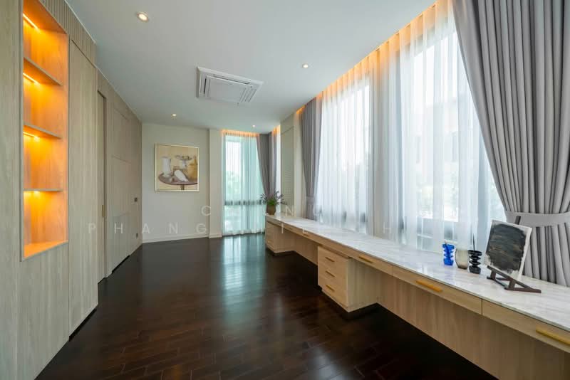 Grand Bangkok Boulevard Rama 9-Krungthepkreetha, Bangkok, Srinakarin-Romklao Road, Saphan Sung, Bangkok, 5 Bedrooms, 593 sqm, Single Detached House For Sale, by Chanon Phangchienghien, 500475067 - DDproperty.com
