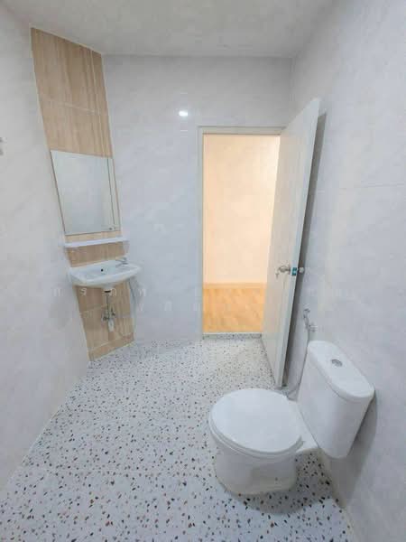 Baan Manawadee, Nonthaburi, Bang Khu Rat, Bang Bua Thong, Nonthaburi, 3 Bedrooms, 64 sqm, Townhouse For Sale, by สรภพ ยอดไชย (สีฝุ่น), 500475068 - DDproperty.com