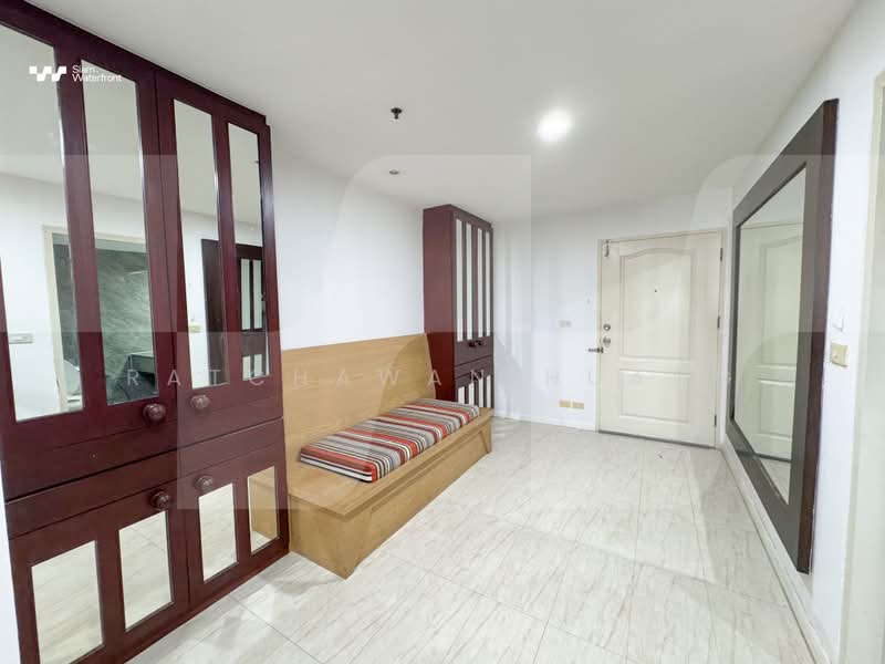 State Tower, Bangkok, 1055 Silom Road, Silom, Bang Rak, Bangkok, 2 Bedrooms, 118 sqm, Condo For Sale, by Ratchawan Huang, 500475071 - DDproperty.com
