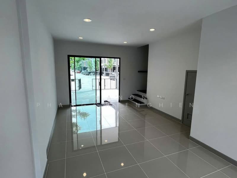 Premium Place Phaholyothin-Ramintra, Bangkok, Tha Rang, Bang Khen, Bangkok, 4 Bedrooms, 170 sqm, Townhouse For Rent, by Chanon Phangchienghien, 500475119 - DDproperty.com
