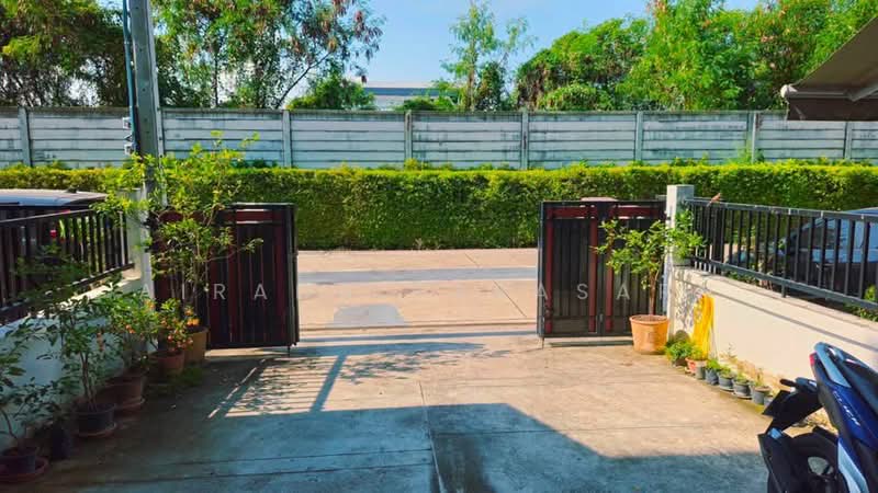 Sammakorn Avenue Suvarnabhumi, Bangkok, Rural Development 3 Khlong Song Ton Noon, Khlong Song Ton Nun, Lat Krabang, Bangkok, 4 Bedrooms, 80 sqm, Townhouse For Rent, by Airada Parasarn, 500475120 - DDproperty.com