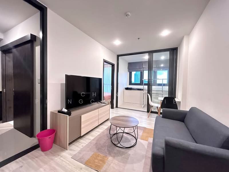 XT Huaikhwang, Bangkok, 244 Ratchadaphisek Road, Huai Khwang, Bangkok, 1 Bedroom, 35 sqm, Condo For Rent, by Chanon Phangchienghien, 500475182 - DDproperty.com