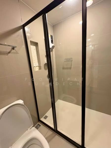 XT Huaikhwang, Bangkok, 244 Ratchadaphisek Road, Huai Khwang, Bangkok, 1 Bedroom, 28 sqm, Condo For Rent, by Poommipat Suradech, 500475300 - DDproperty.com