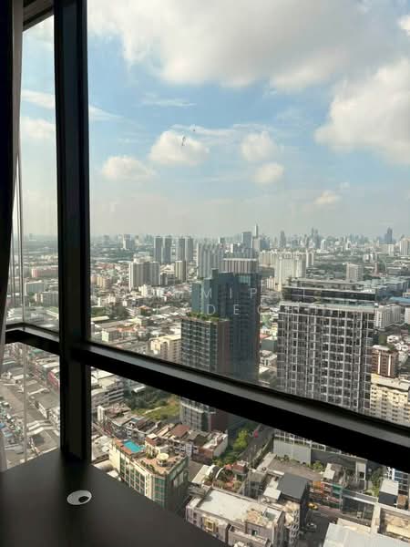 XT Huaikhwang, Bangkok, 244 Ratchadaphisek Road, Huai Khwang, Bangkok, 1 Bedroom, 28 sqm, Condo For Rent, by Poommipat Suradech, 500475300 - DDproperty.com