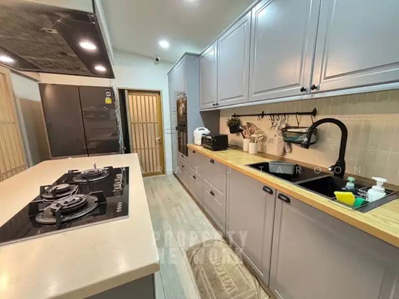 Pimnara Srinakarin-Bangna, Samut Prakan, Nam Daeng Road, Bang Kaeo, Bang Plee, Samut Prakan, 5 Bedrooms, 250 sqm, Single Detached House For Rent, by Kawinyarat Jitaroon, 500475301 - DDproperty.com