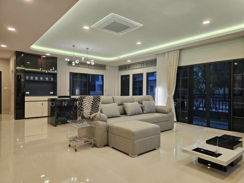 Centro Bangna Km.7 : เซนโทร บางนา กม.7, สมุทรปราการ, ถนนบัวนครินทร์, บางแก้ว, บางพลี, สมุทรปราการ, 300 ตร.ม., บ้านเดี่ยว ให้เช่า, โดย Connex Property, 500475302 - DDproperty.com