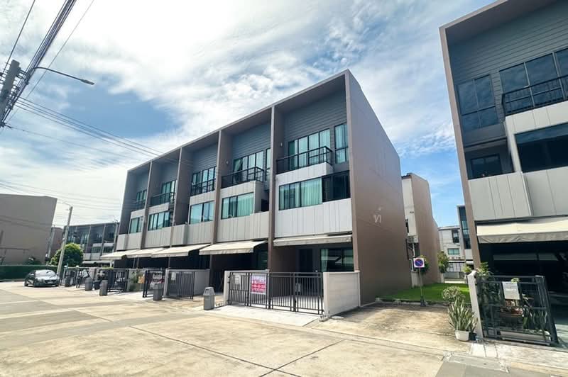 Baan Klang Muang Ladprao-Serithai, Bangkok, 8-2 Soi Serithai 52, Khan Na Yao, Bangkok, 3 Bedrooms, 152 sqm, Townhouse For Sale, by ชนะชาติ นนท์ตา, 500475415 - DDproperty.com
