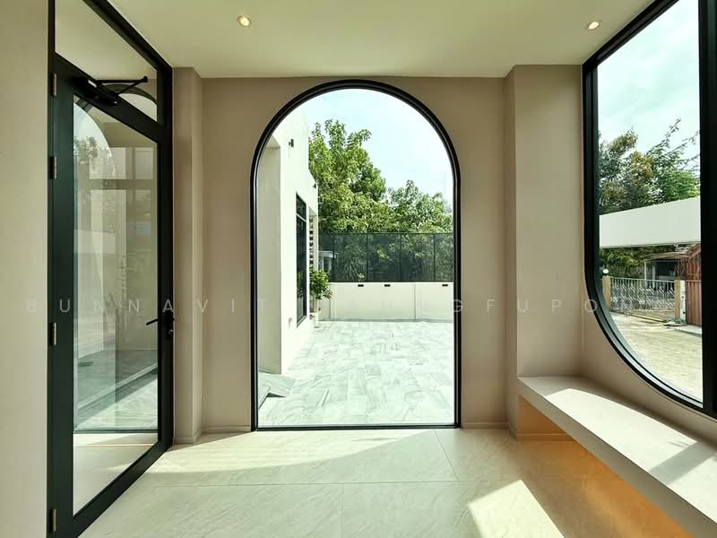นวมินทร์ 24, Bangkok, นวมินทร์, Khlong Kum, Bueng Kum, Bangkok, 3 Bedrooms, 297 sqm, Single Detached House For Sale, by Bunnavit Faungfupong, 500475438 - DDproperty.com