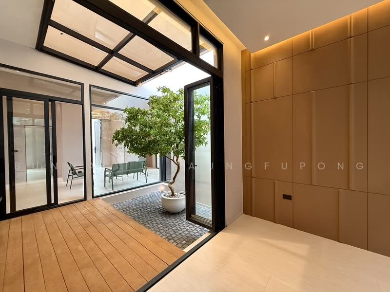 นวมินทร์ 24, Bangkok, นวมินทร์, Khlong Kum, Bueng Kum, Bangkok, 3 Bedrooms, 297 sqm, Single Detached House For Sale, by Bunnavit Faungfupong, 500475438 - DDproperty.com