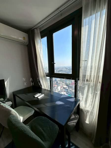 XT Huaikhwang, Bangkok, 244 Ratchadaphisek Road, Huai Khwang, Bangkok, 1 Bedroom, 35 sqm, Condo For Rent, by Nattharika Khwanlada, 500475445 - DDproperty.com