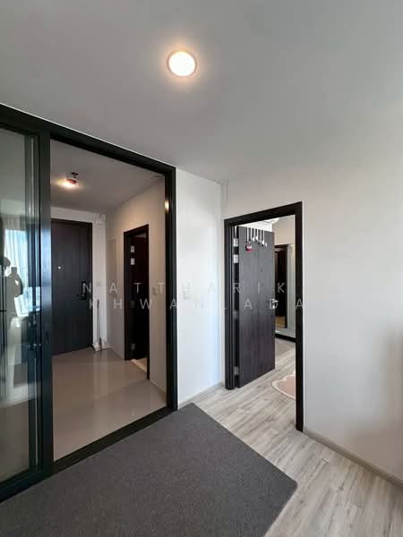 XT Huaikhwang, Bangkok, 244 Ratchadaphisek Road, Huai Khwang, Bangkok, 1 Bedroom, 35 sqm, Condo For Rent, by Nattharika Khwanlada, 500475445 - DDproperty.com