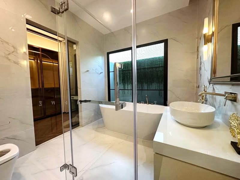 Nantawan Rama 9 - New Krungthepkreetha, Bangkok, Saphan Sung, Bangkok, 4 Bedrooms, 300 sqm, Single Detached House For Rent, by นัฐพงค์ มณีอัครเนตร, 500475460 - DDproperty.com