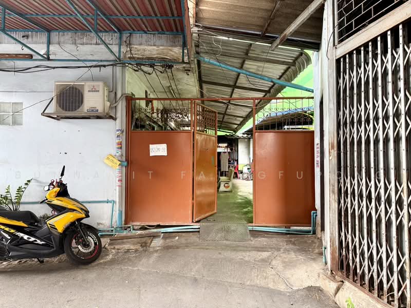 จรัญสนิทวงศ์ 28, Bangkok, จรัญสนิทวงศ์, Ban Chang Lo, Bangkok Noi, Bangkok, , 310 sqm, Shophouse For Sale, by Bunnavit Faungfupong, 500475466 - DDproperty.com