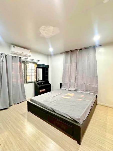 ไม่พบโครงการ, Bangkok, ลาดพร้าว รัชดาภิเษก สุทธิสาร, Wang Thonglang, Bangkok, 5 Bedrooms, 350 sqm, Single Detached House For Rent, by ณัฐพงศ์ สุนทรอรุณ, 500475490 - DDproperty.com