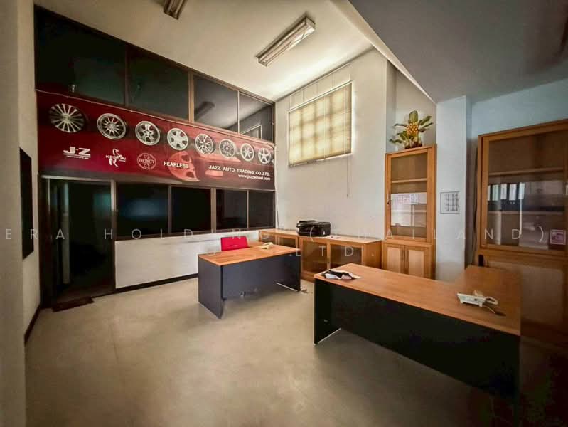 4 คูหาติด ตึกใหญ่, Samut Prakan, Bang Pla, Bang Plee, Samut Prakan, , 1,000 sqm, Shophouse For Sale, by ERA Holding (Thailand) Co., Ltd., 500475513 - DDproperty.com