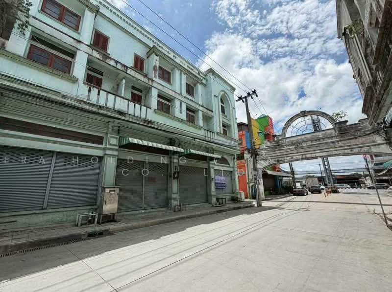 4 คูหาติด ตึกใหญ่, Samut Prakan, Bang Pla, Bang Plee, Samut Prakan, , 1,000 sqm, Shophouse For Sale, by ERA Holding (Thailand) Co., Ltd., 500475513 - DDproperty.com