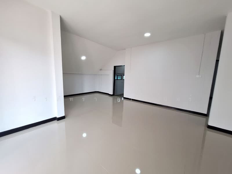 ขายบ้าน 3 ห้องนอน การเคหะสามพร้าว อุดรธานี ประเทศไทย, อุดรธานี, สามพร้าว, เมืองอุดรธานี, อุดรธานี, 110 ตร.ม., บ้านเดี่ยว ขาย, โดย วีรภัทรา ดาร์เปอร์, 500475518 - DDproperty.com