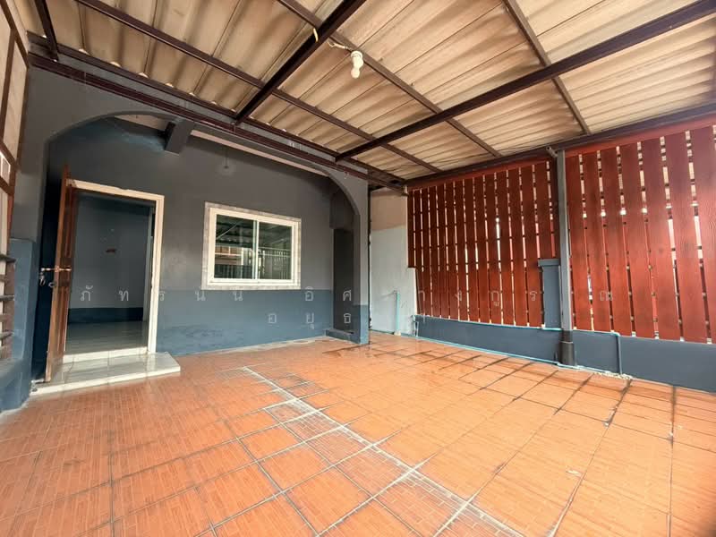 Moobaan Thian Thong 2 : หมู่บ้านเธียรทอง2, กรุงเทพ, ถนนประชาสำราญ, คลองสิบสอง, หนองจอก, กรุงเทพ, 80 ตร.ม., ทาวน์เฮ้าส์ ขาย, โดย ภัทรนัน อิศรางกูร ณ อยุธยา, 500475531 - DDproperty.com