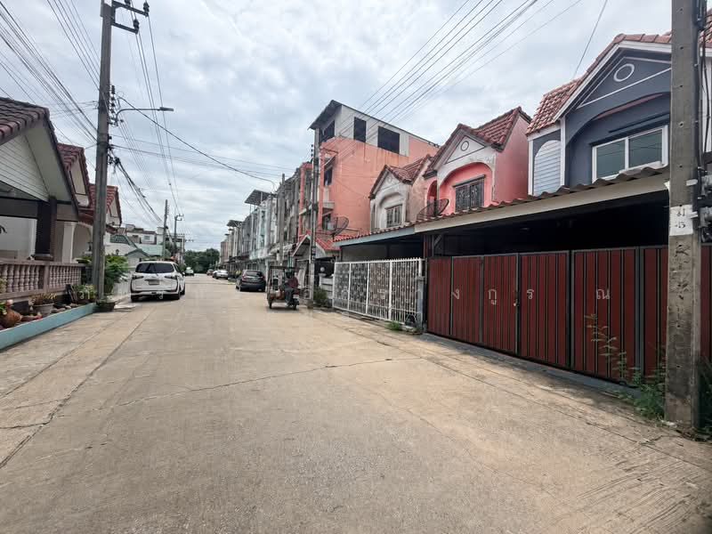 Moobaan Thian Thong 2 : หมู่บ้านเธียรทอง2, กรุงเทพ, ถนนประชาสำราญ, คลองสิบสอง, หนองจอก, กรุงเทพ, 80 ตร.ม., ทาวน์เฮ้าส์ ขาย, โดย ภัทรนัน อิศรางกูร ณ อยุธยา, 500475531 - DDproperty.com