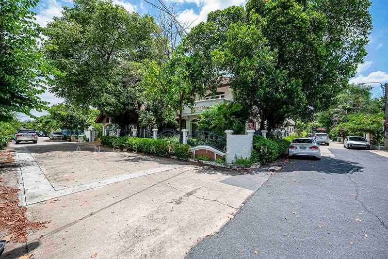 บ้านเดี่ยว 3 นอน ปรีชาล้ำเพชร รามคำแหง76, Bangkok, Saphan Sung, Bangkok, 3 Bedrooms, 250 sqm, Single Detached House For Sale, by Angsanaporn D, 500475555 - DDproperty.com