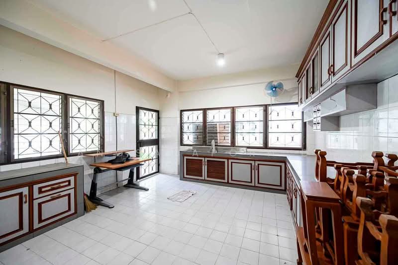 บ้านเดี่ยว 3 นอน ปรีชาล้ำเพชร รามคำแหง76, กรุงเทพ, สะพานสูง, กรุงเทพ, 250 ตร.ม., บ้านเดี่ยว ขาย, โดย Angsanaporn D, 500475555 - DDproperty.com