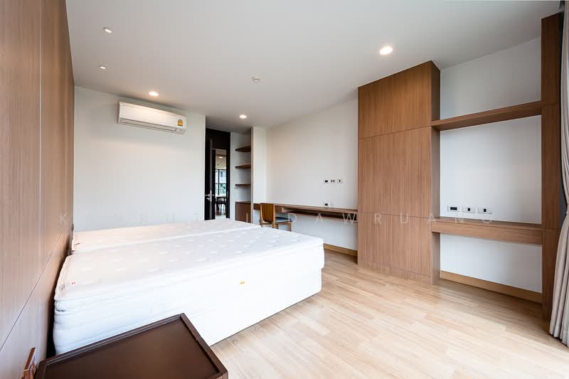 Park Court Sukhumvit 77, Bangkok, T77 Sukhumvit 77, Phra Kanong Nua, Watthana, Bangkok, 4 Bedrooms, 285 sqm, Condo For Sale, by Kanrutai Dawruang, 500475579 - DDproperty.com