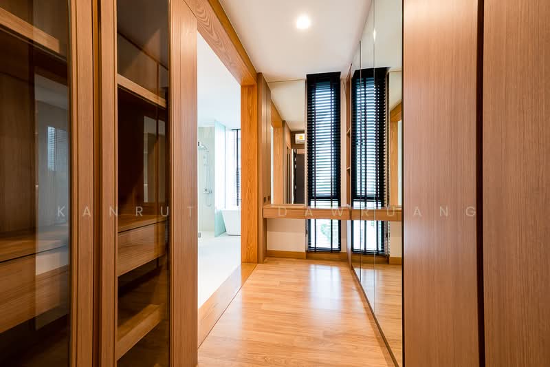 Park Court Sukhumvit 77, Bangkok, T77 Sukhumvit 77, Phra Kanong Nua, Watthana, Bangkok, 4 Bedrooms, 285 sqm, Condo For Sale, by Kanrutai Dawruang, 500475579 - DDproperty.com
