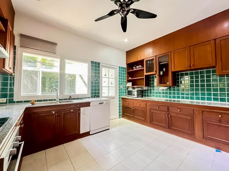 High-End 3 Bedroom Pool Villa for Sale East Pattaya, Chon Buri (Pattaya), Bang Lamung, Bang Lamung (Pattaya), Chon Buri (Pattaya), 3 Bedrooms, 738 sqm, Villa For Sale, by PLC real estate, 500475581 - DDproperty.com