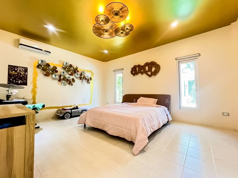 High-End 3 Bedroom Pool Villa for Sale East Pattaya, Chon Buri (Pattaya), Bang Lamung, Bang Lamung (Pattaya), Chon Buri (Pattaya), 3 Bedrooms, 738 sqm, Villa For Sale, by PLC real estate, 500475581 - DDproperty.com