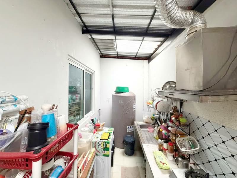 ขาย ทาวน์เฮ้าส์ หมู่บ้านฉัตรหลวง 15 ปทุมธานี, Pathum Thani, Bang Toei, Sam Khok, Pathum Thani, 3 Bedrooms, 90 sqm, Townhouse For Sale, by กรณวัสส์ กัณฑวัสส์วงส์, 500475594 - DDproperty.com