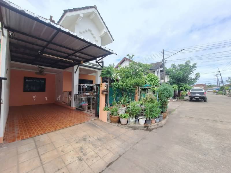 ขายทาวน์โฮม 2 ชั้น 4ห้องนอน ตกแต่งครบ พร้อมเข้าอยู่ได้ทันที!, อุดรธานี, สามพร้าว, เมืองอุดรธานี, อุดรธานี, 96 ตร.ม., บ้านเดี่ยว ขาย, โดย วีรภัทรา ดาร์เปอร์, 500475619 - DDproperty.com