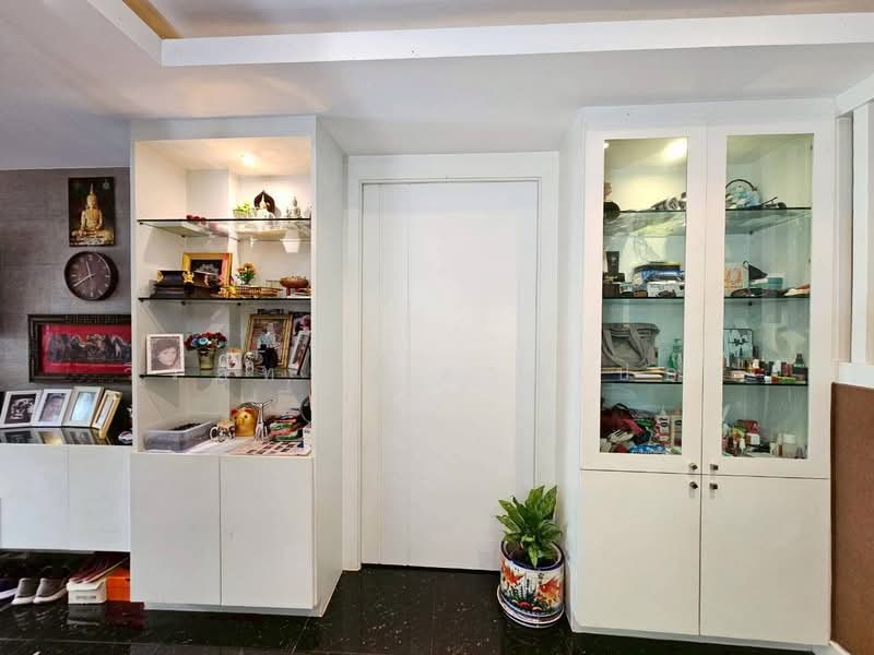4-Bed Townhome for Sale or Rent Near Udon Thani City Centre, Udon Thani, Sam Phrao, Muang Udon Thani, Udon Thani, 4 Bedrooms, 96 sqm, Single Detached House For Sale, by วีรภัทรา ดาร์เปอร์, 500475619 - DDproperty.com