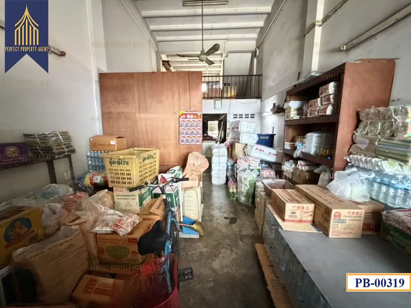 อาคารพานิชย์ หน้าตลาด รามอินทรา 67 ตามสภาพ, Bangkok, Khlong Kum, Bueng Kum, Bangkok, , 200 sqm, Shophouse For Sale, by ปภัชญา ธนัตถ์ภรณ์, 500475645 - DDproperty.com