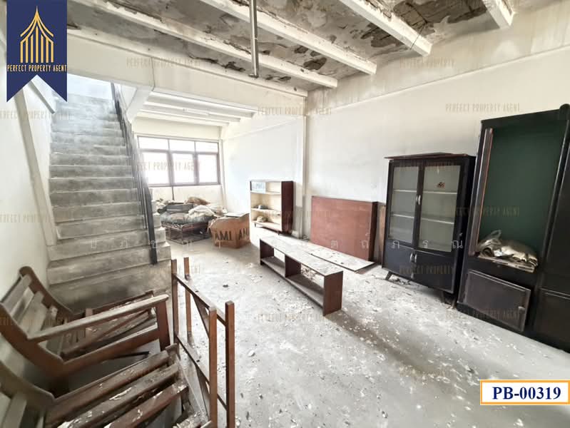 อาคารพานิชย์ หน้าตลาด รามอินทรา 67 ตามสภาพ, Bangkok, Khlong Kum, Bueng Kum, Bangkok, , 200 sqm, Shophouse For Sale, by ปภัชญา ธนัตถ์ภรณ์, 500475645 - DDproperty.com