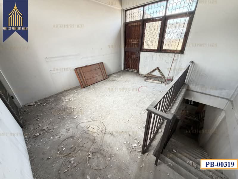 อาคารพานิชย์ หน้าตลาด รามอินทรา 67 ตามสภาพ, Bangkok, Khlong Kum, Bueng Kum, Bangkok, , 200 sqm, Shophouse For Sale, by ปภัชญา ธนัตถ์ภรณ์, 500475645 - DDproperty.com