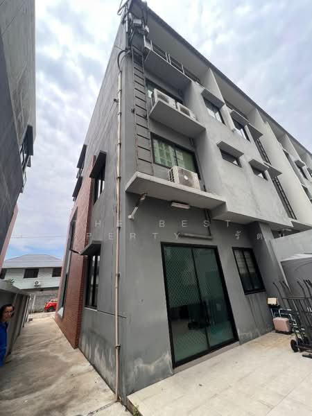เวิร์ค แอด ไลฟ์ นวมินทร์36 (Work @Life Nawamin36), Bangkok, Khlong Kum, Bueng Kum, Bangkok, 2 Bedrooms, 150 sqm, Townhouse For Sale, by The Best Property รัตน์, 500475654 - DDproperty.com