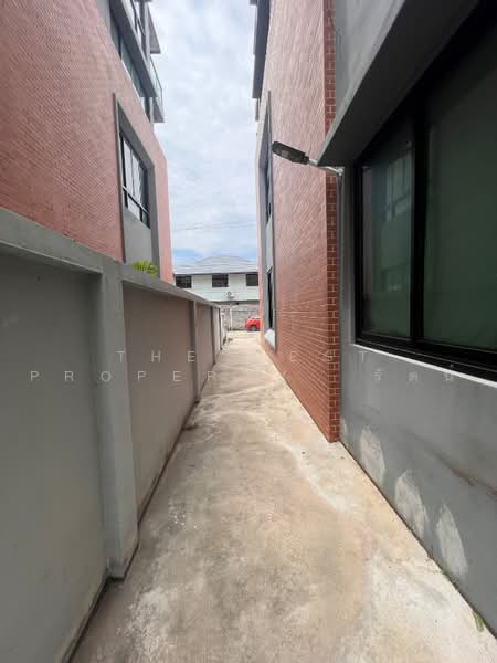 เวิร์ค แอด ไลฟ์ นวมินทร์36 (Work @Life Nawamin36), กรุงเทพ, คลองกุ่ม, บึงกุ่ม, กรุงเทพ, 150 ตร.ม., ทาวน์เฮ้าส์ ขาย, โดย The Best Property รัตน์, 500475654 - DDproperty.com