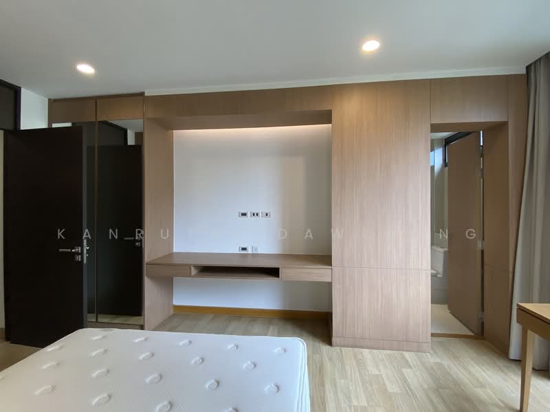 Park Court Sukhumvit 77, Bangkok, T77 Sukhumvit 77, Phra Kanong Nua, Watthana, Bangkok, 4 Bedrooms, 285 sqm, Condo For Sale, by Kanrutai Dawruang, 500475660 - DDproperty.com